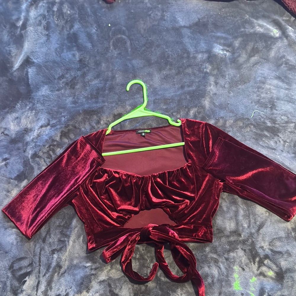 Women's Burgundy Velvet Criss cross cropTop